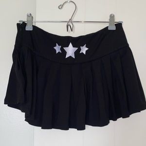 Club Exx black stars skirt 🖤✨